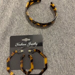 Tortoiseshell Hoop Earrings and Bracelet Set